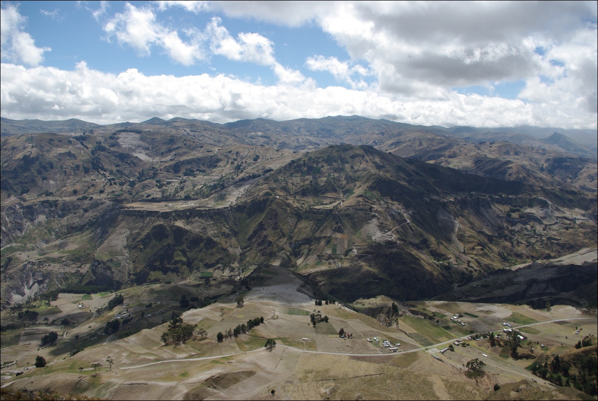 02165 02190 Quilotoa
