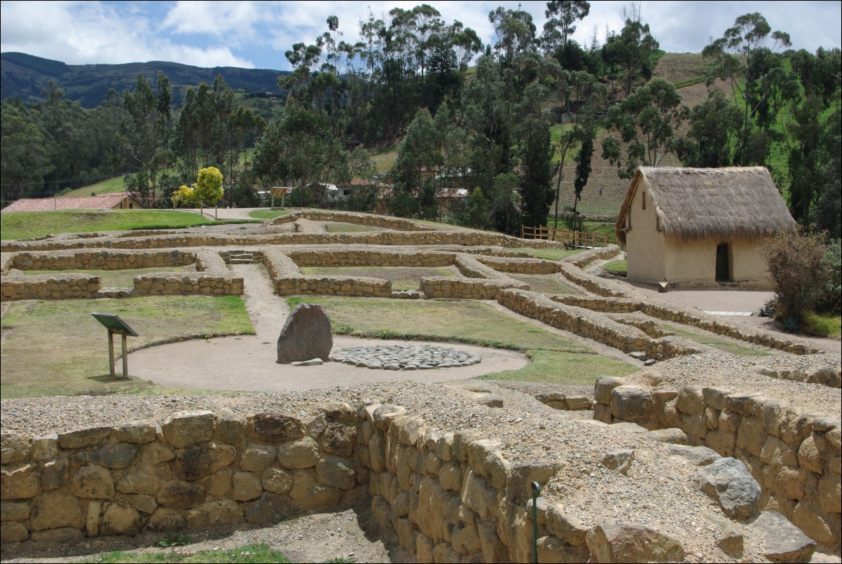 08810 08810 Ingapirca