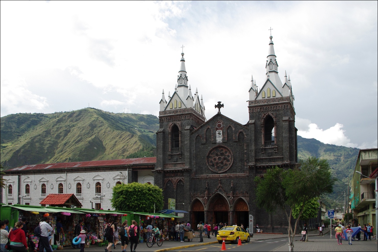09157 09880 Banos, na Tunguraua