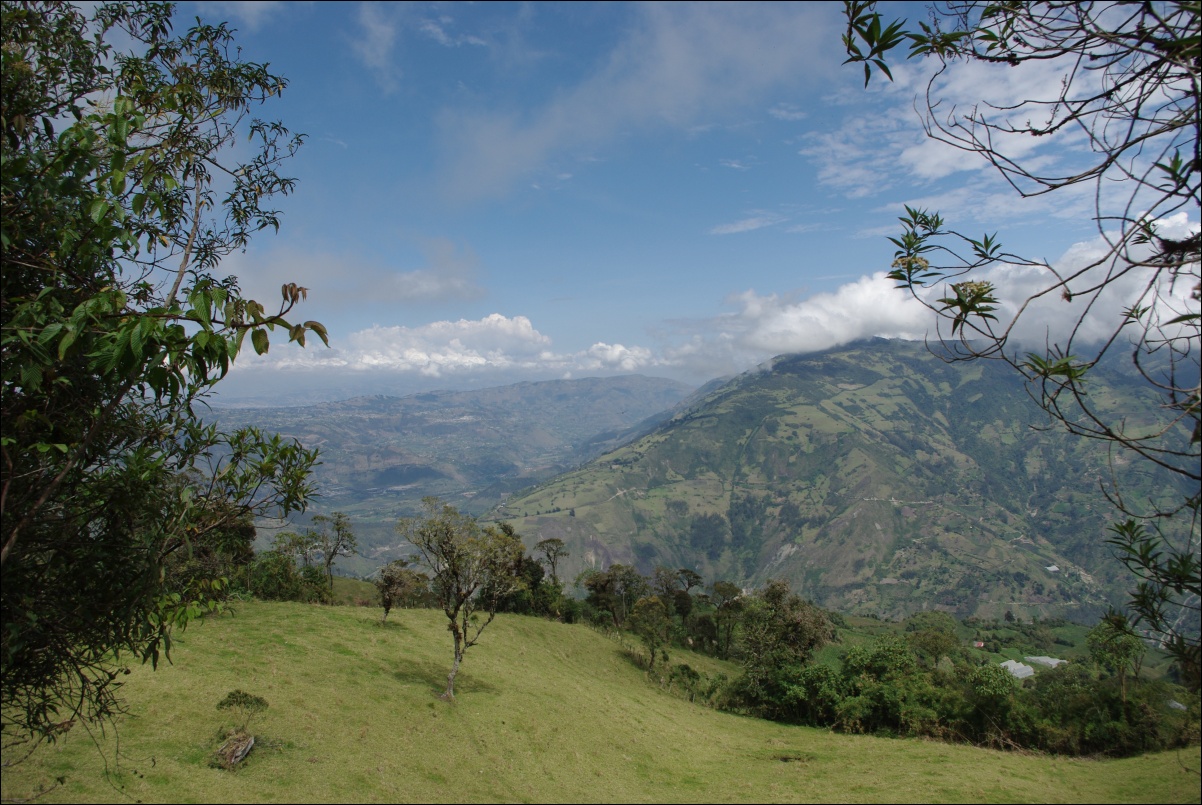 09907 09210 Banos, na Tunguraua