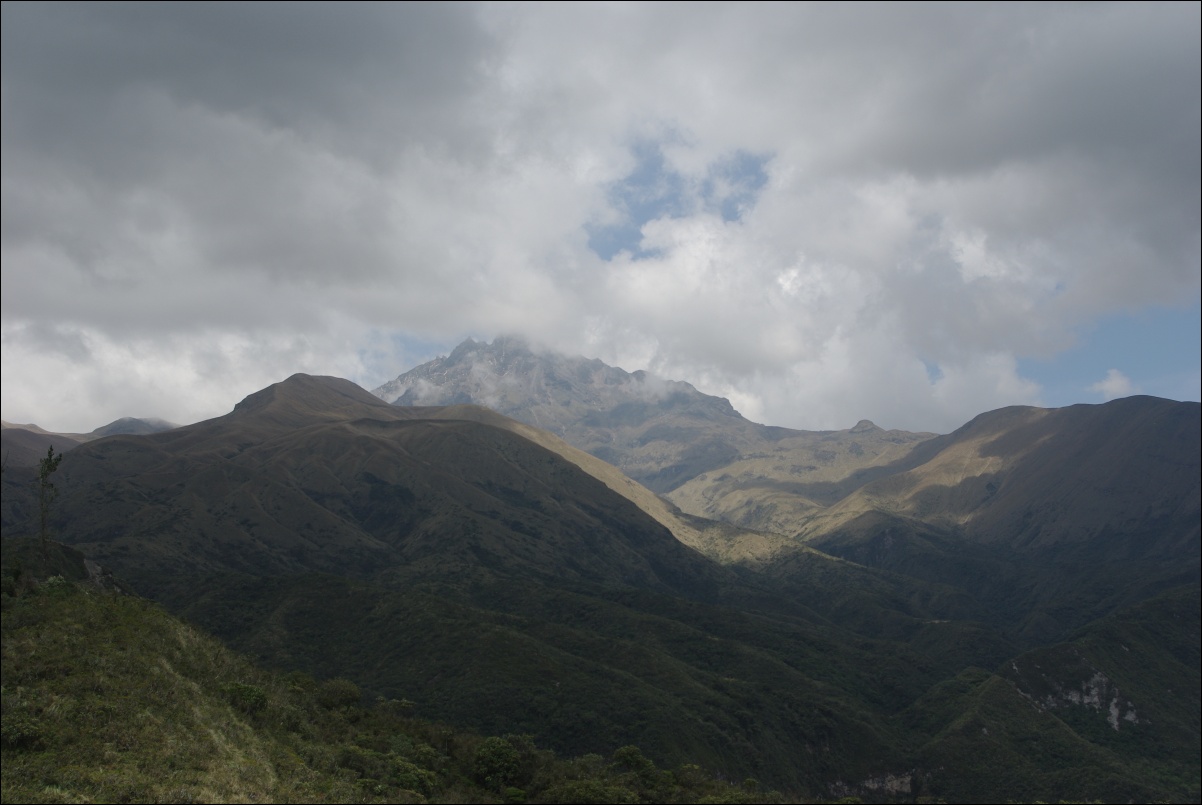 14370 14370 Otavalo, Laguna Cuicocha
