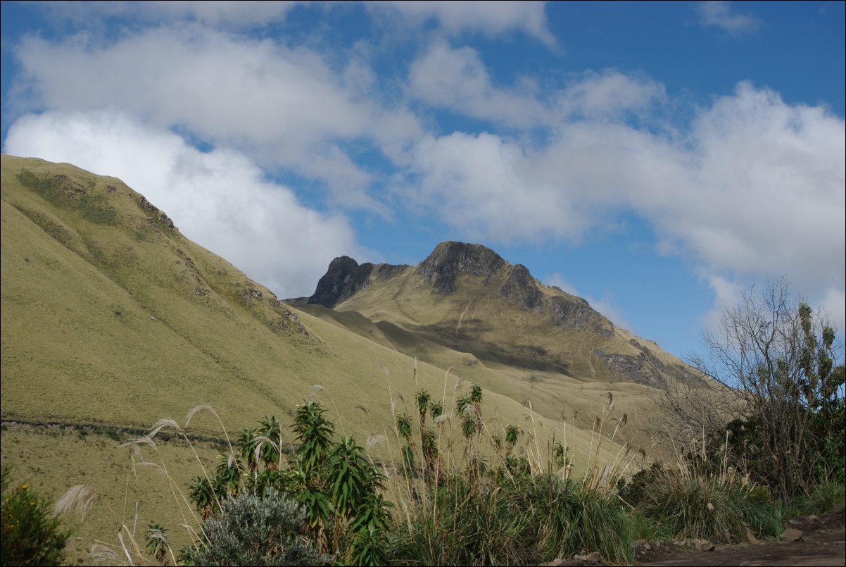 16210 16210 Otavalo, Lago Mojanda, Volcan Fuya Fuya