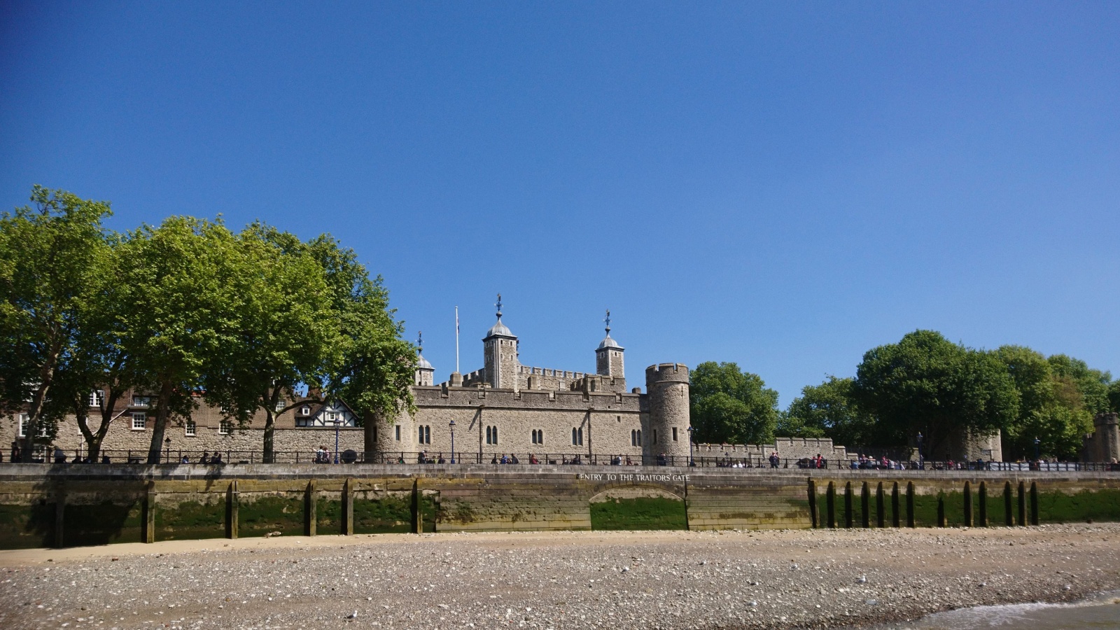 0530 MH London - plavba po řece Temži, Tower