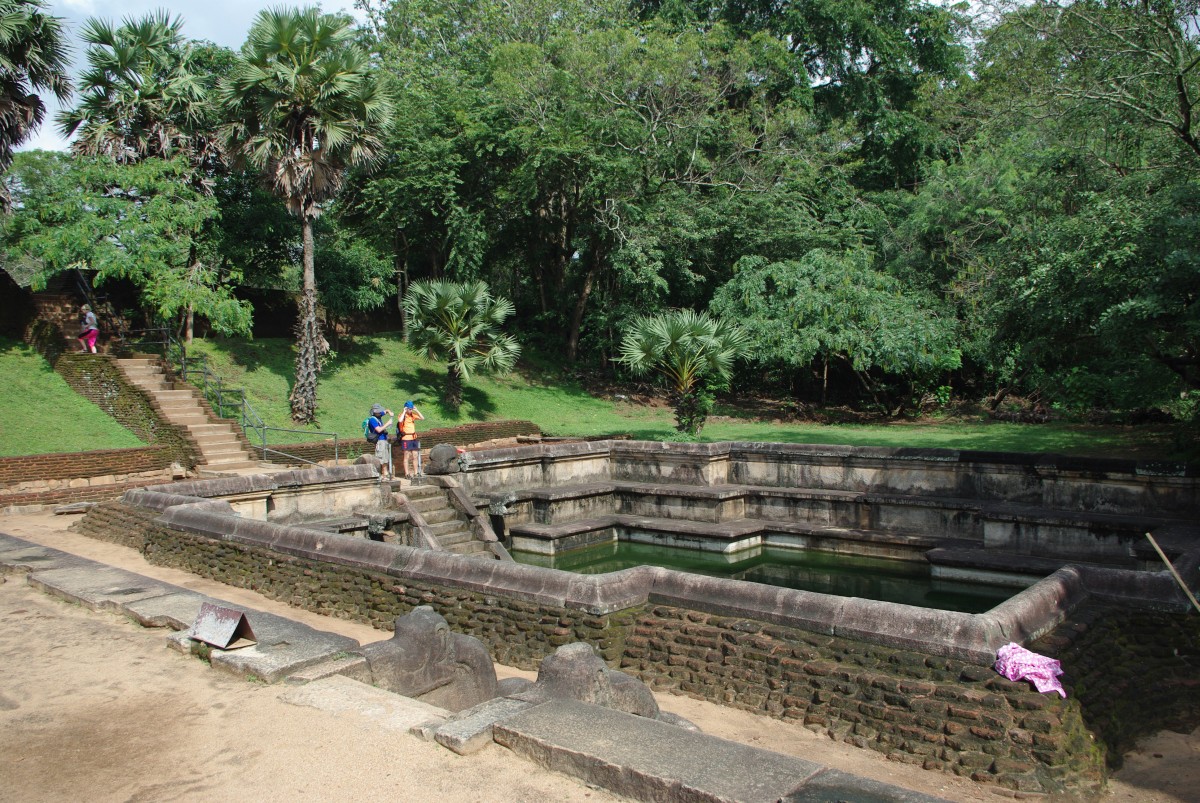 03460 0347 Polonnaruwa