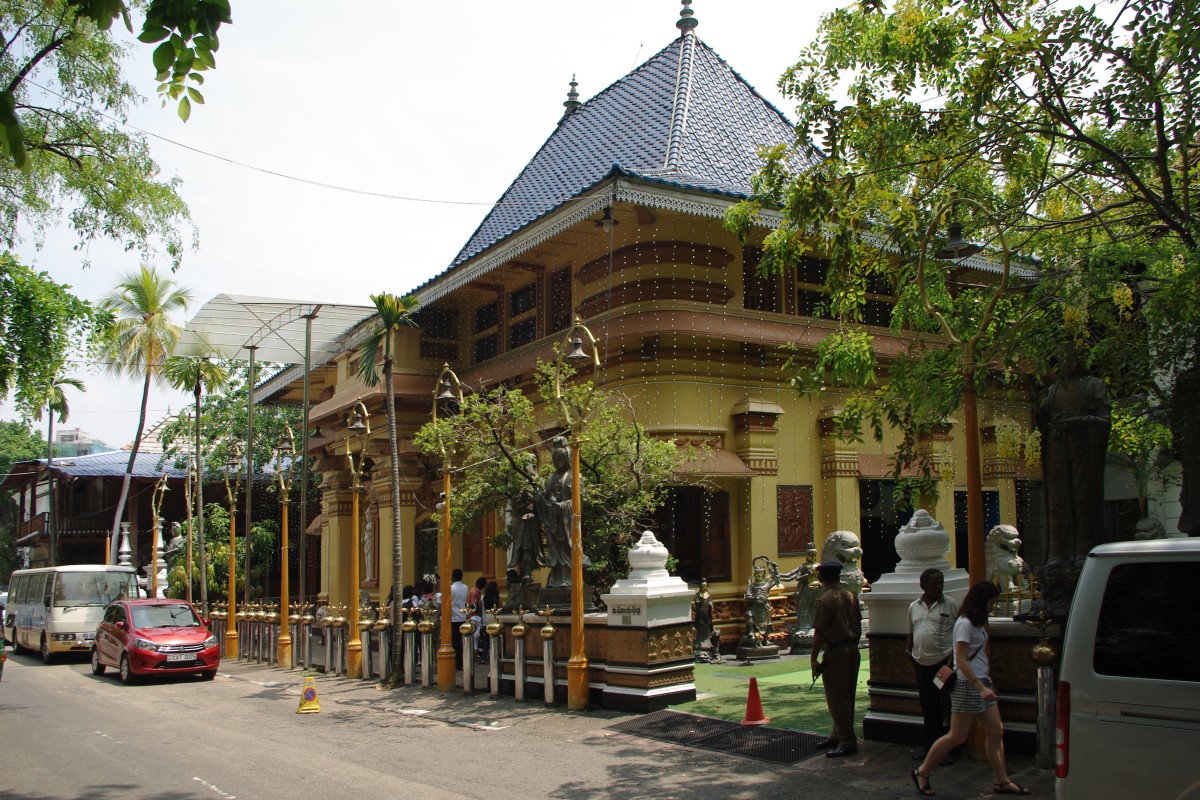 13680 1307 Colombo Gangaramaya