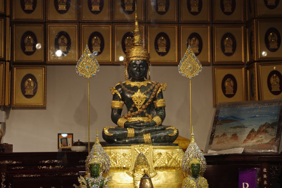 13790 1318 Colombo Gangaramaya