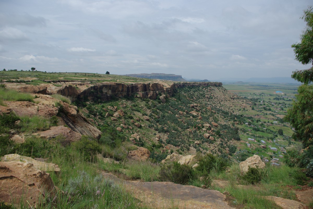 13905 200207_024 Thaba Bosiu