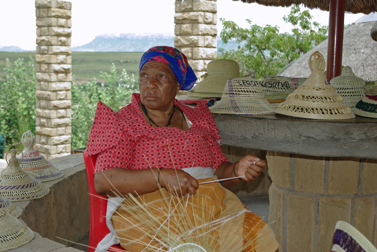 14050 200207_036 Thaba Bosiu